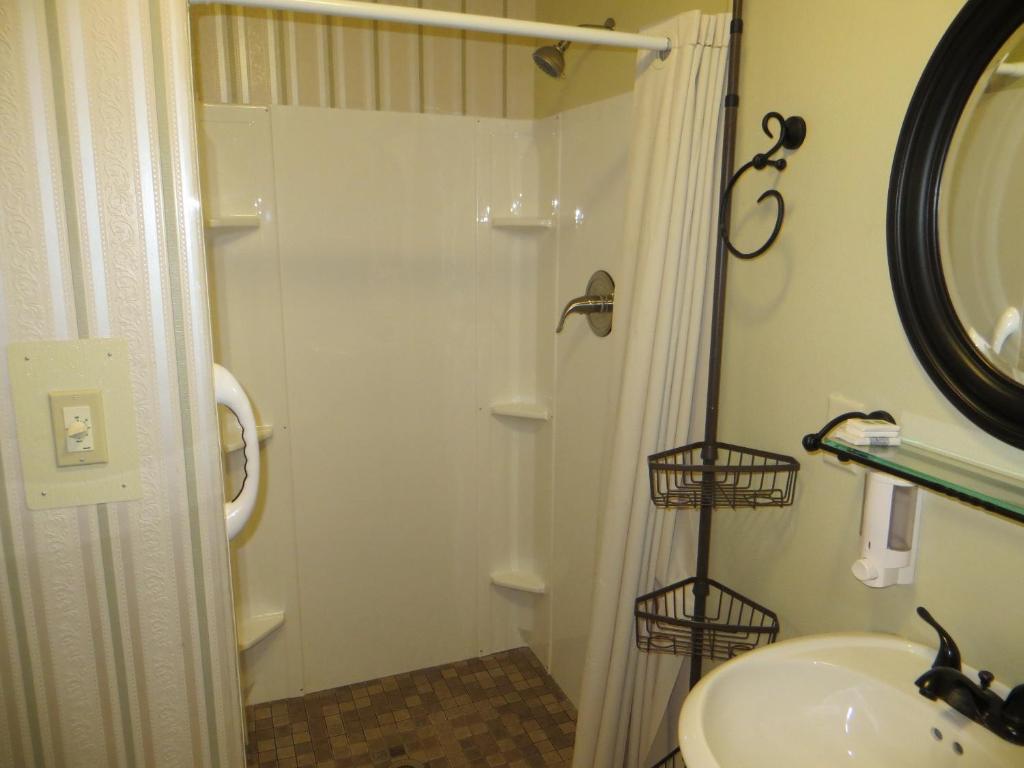 מישיגן סיטי Cool Springs Inn חדר תמונה
